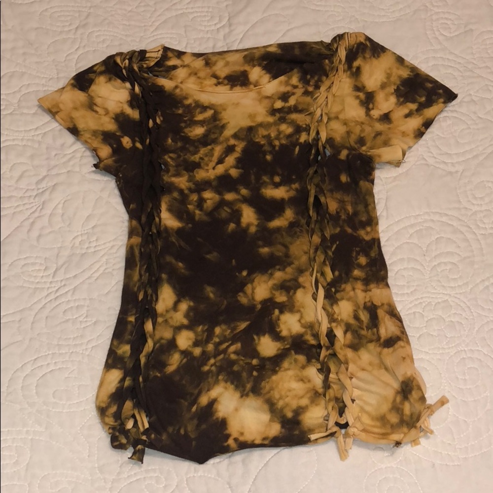 Tye Dye Tee with Braided Details ✨Brand New✨